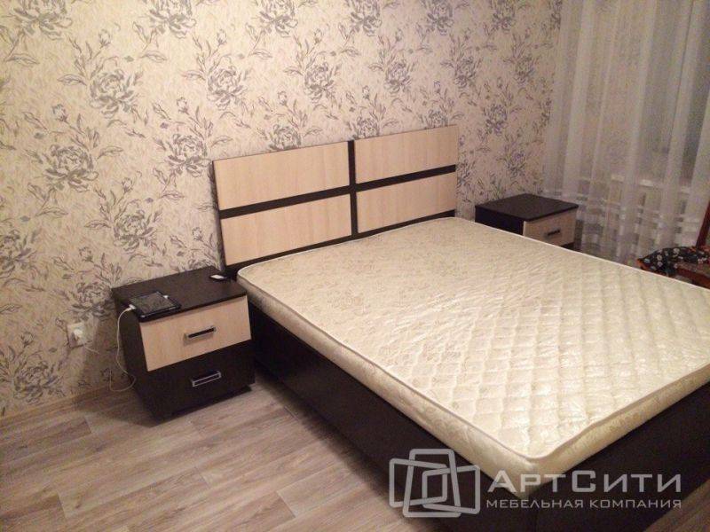двуспальная кровать в Махачкале