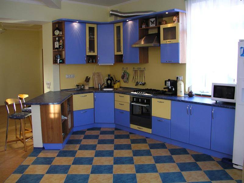 угловая кухня в Махачкале