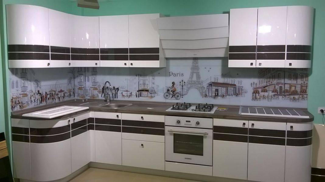 угловая кухня глянец в Махачкале