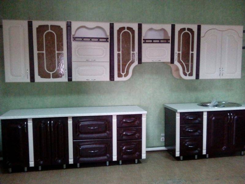 кухонный гарнитур леонардо с планками в Махачкале
