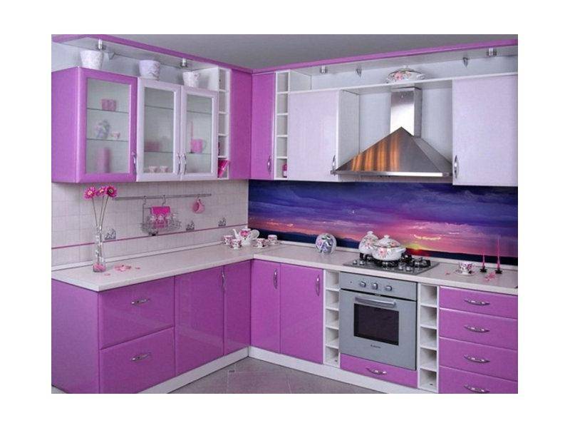 угловая кухня в Махачкале