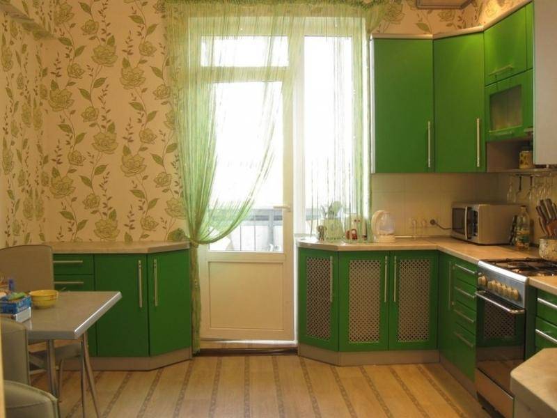 угловая зеленая кухня в Махачкале