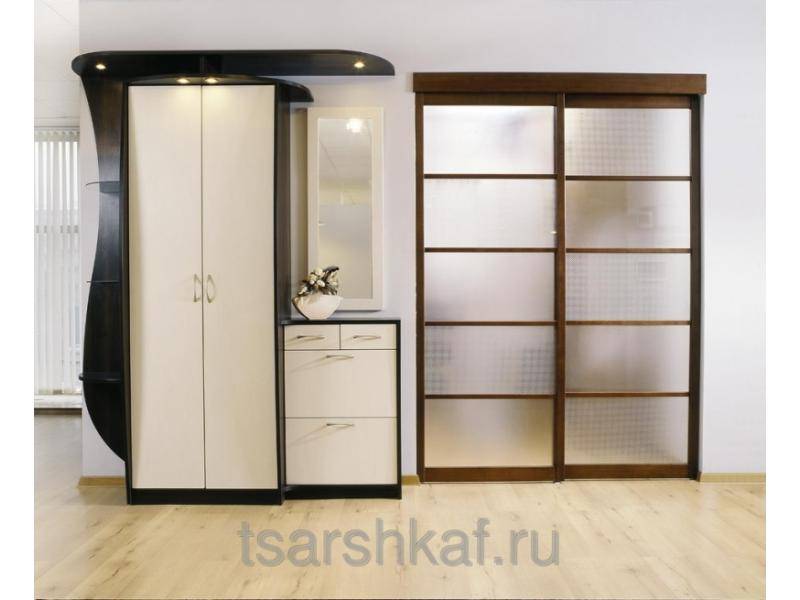 прихожая 4 в Махачкале