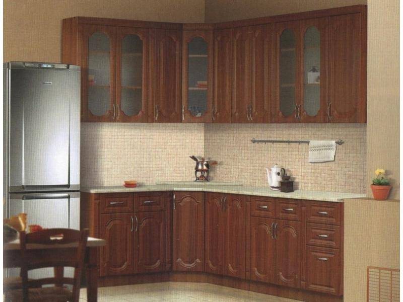 угловая кухня ника-1 с фасадами мдф-классик в Махачкале