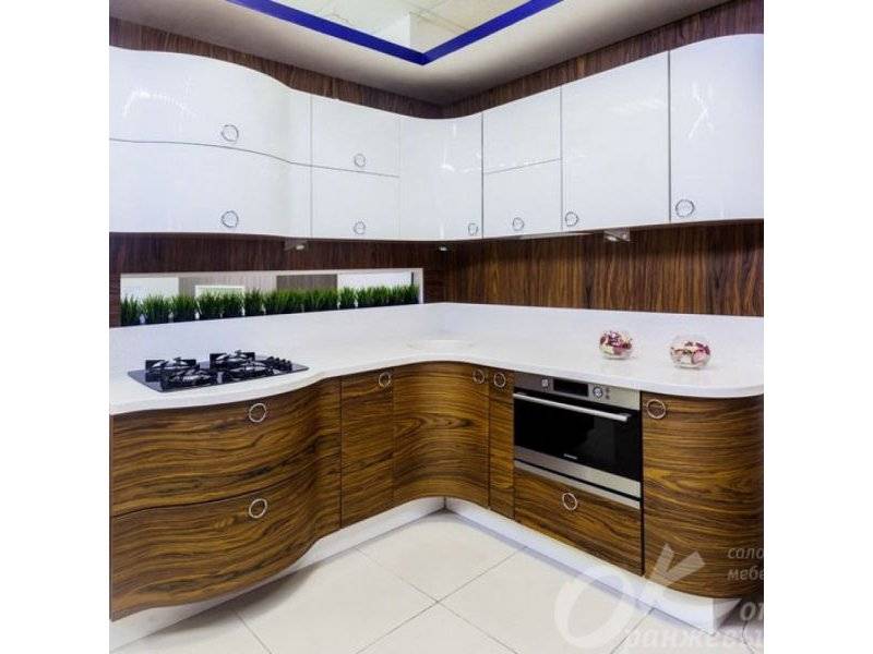 угловая кухня натюрель в Махачкале