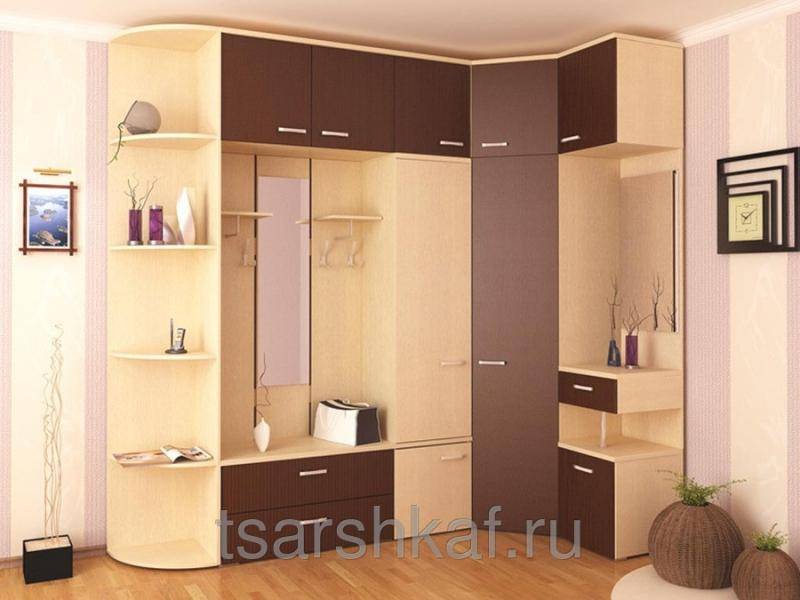 прихожая 18 в Махачкале