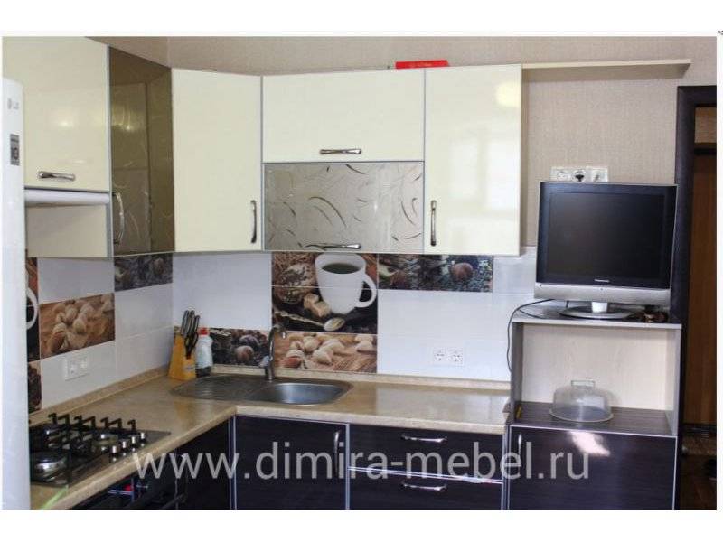 угловая кухня пластик в Махачкале