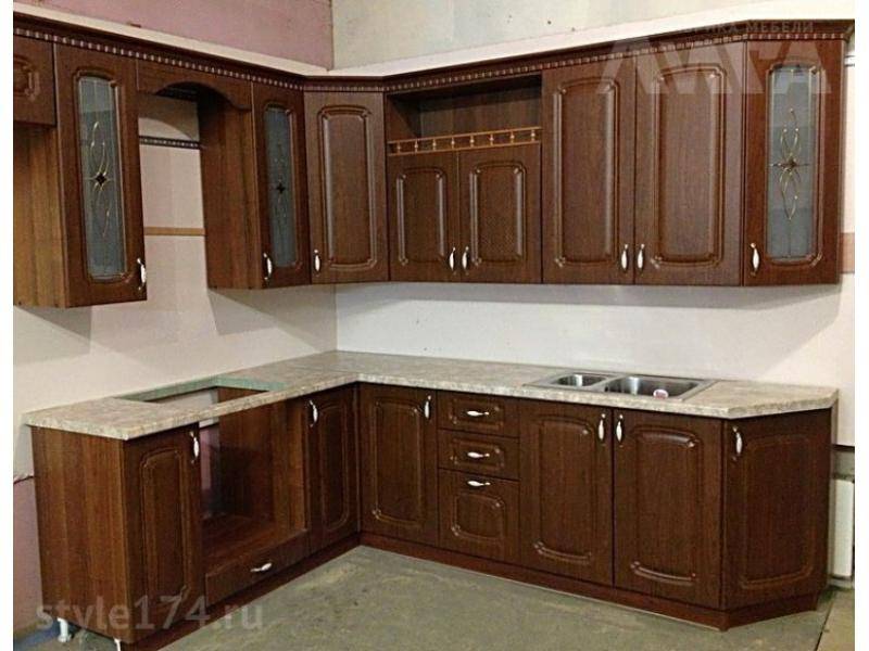 кухонный гарнитур угловой в Махачкале