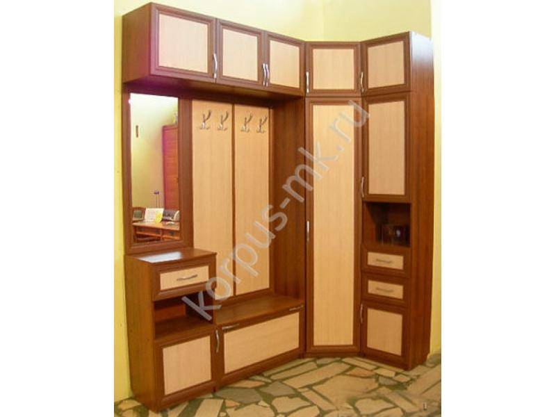 прихожая в Махачкале