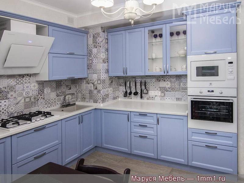 кухня из голубого бука в стиле кантри в Махачкале
