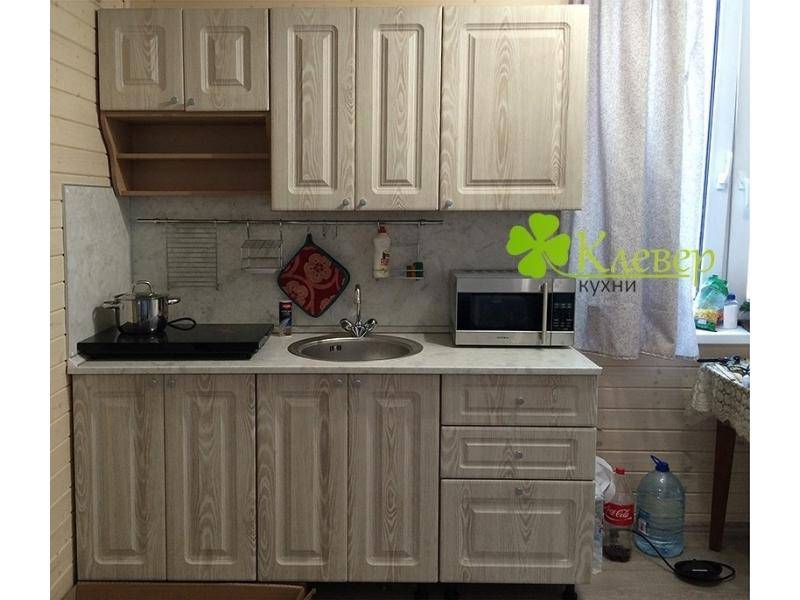 небольшая прямая кухня в Махачкале