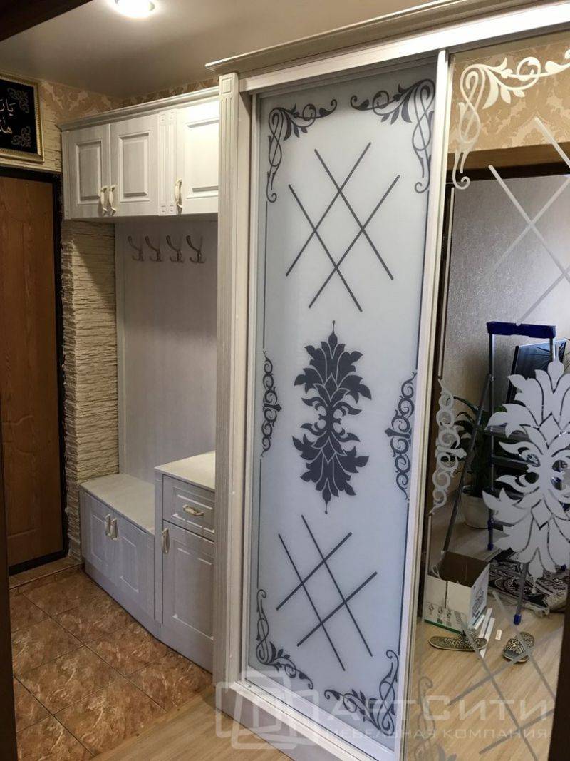 светлая прихожая в Махачкале