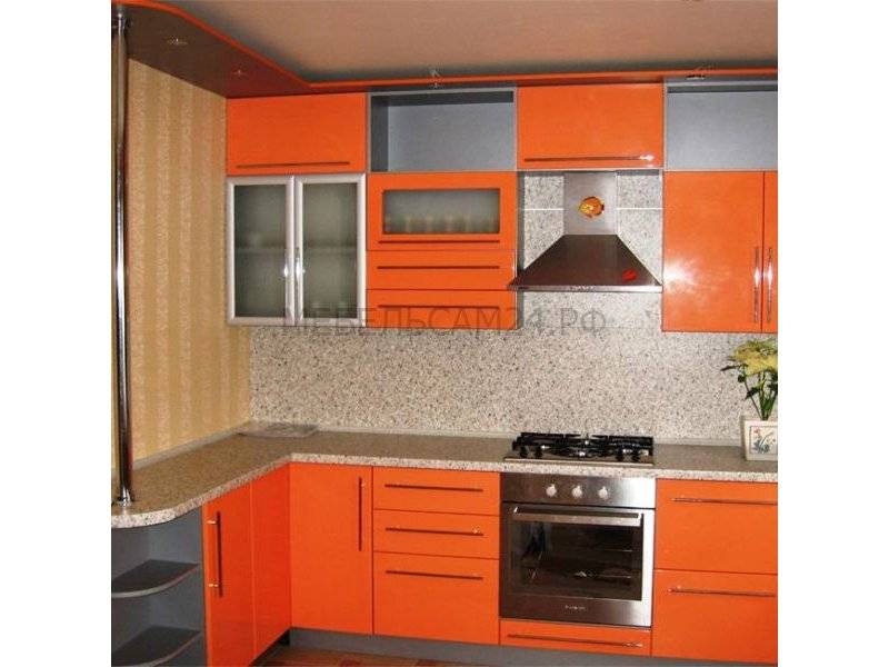 угловая оранжевая кухня гала в Махачкале