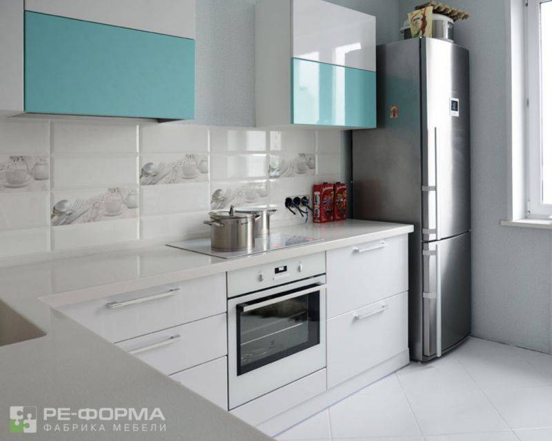 небольшая угловая кухня 028 в Махачкале