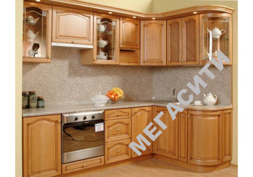 кухонный гарнитур из массива дерева ровена в Махачкале