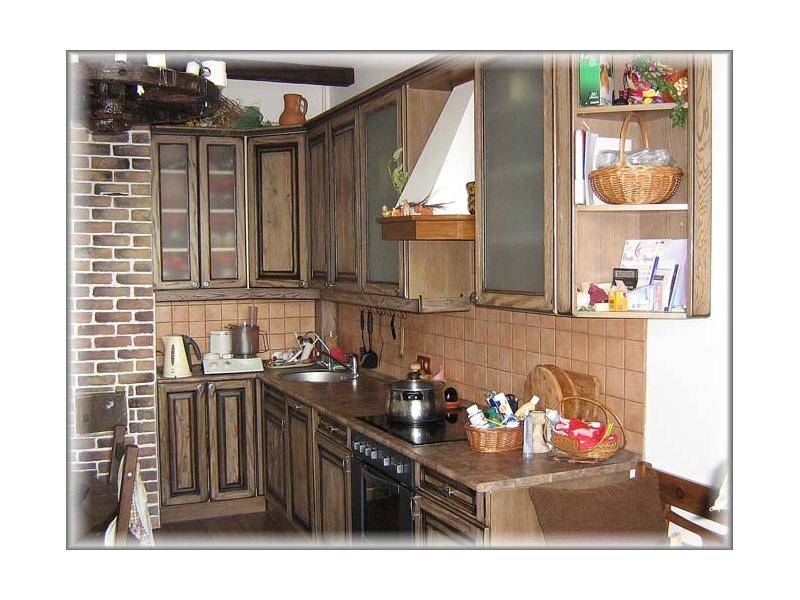 угловая классическая кухня в Махачкале