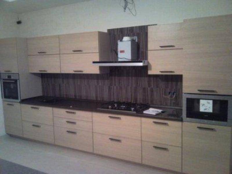 кухонный гарнитур прямой в Махачкале