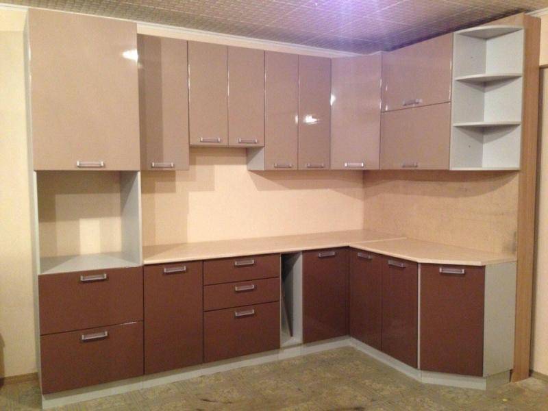 удобный кухонный гарнитур в Махачкале