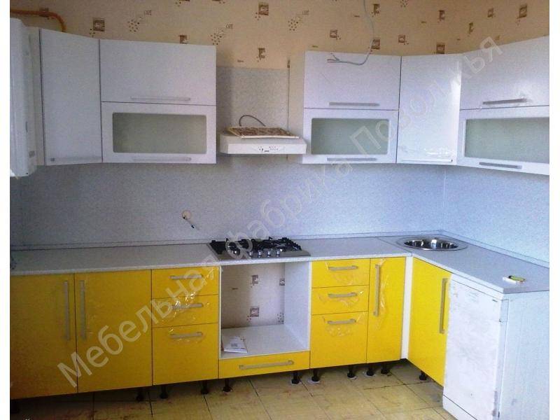 угловая кухня в Махачкале