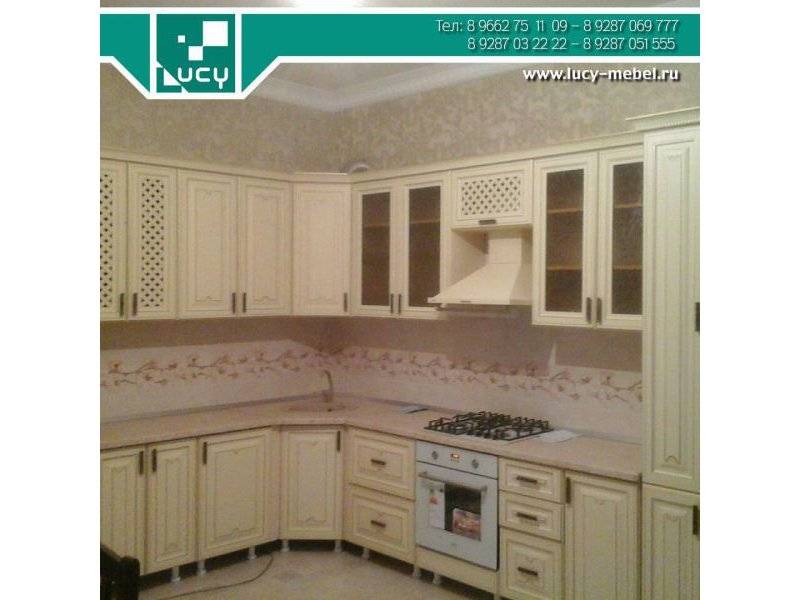 большая угловая кухня в Махачкале