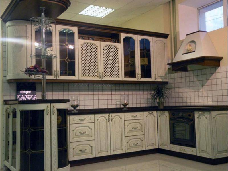 кухня лючия массив в Махачкале
