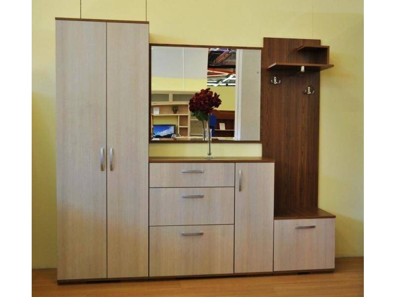 прихожая в Махачкале