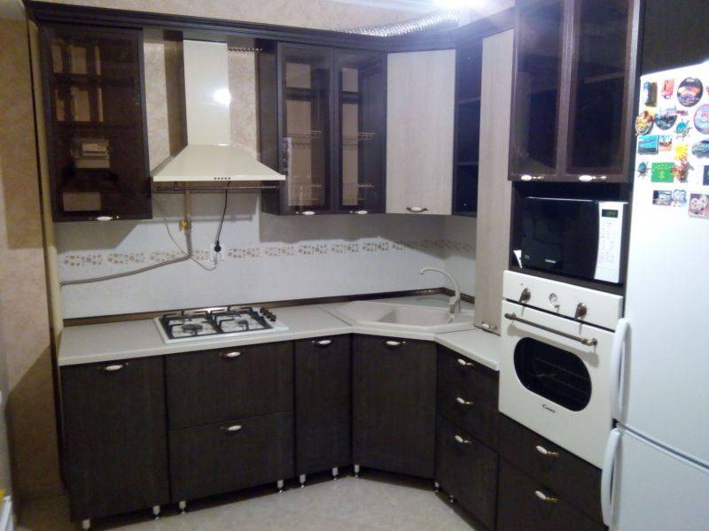 угловая кухня в Махачкале