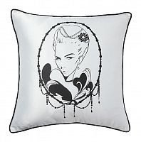 подушка с рисунком intriguer white в Махачкале