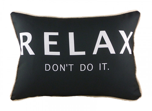 подушка с надписью relax в Махачкале