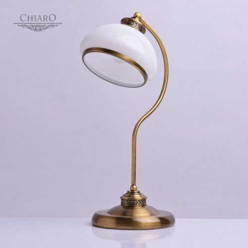 настольная лампа chiaro аманда 481031301 в Махачкале
