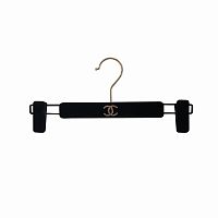 вешалка chanel черная для брюк и юбок в Махачкале