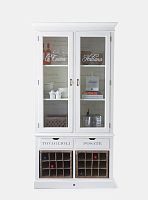 буфет итальянская кухня с ротанговыми ящиками в Махачкале